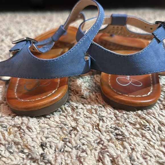Blue sandals - Picture 4 of 5